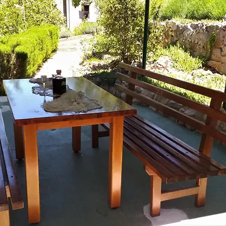 Art Amphora And Rava