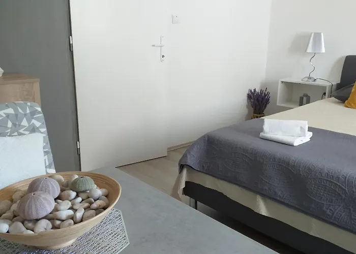 Art Amphora And Gasthuis 3*