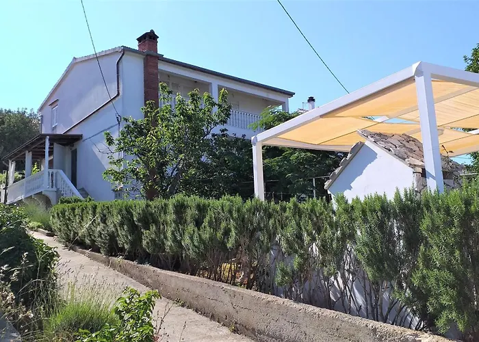 Art Amphora And Gasthuis